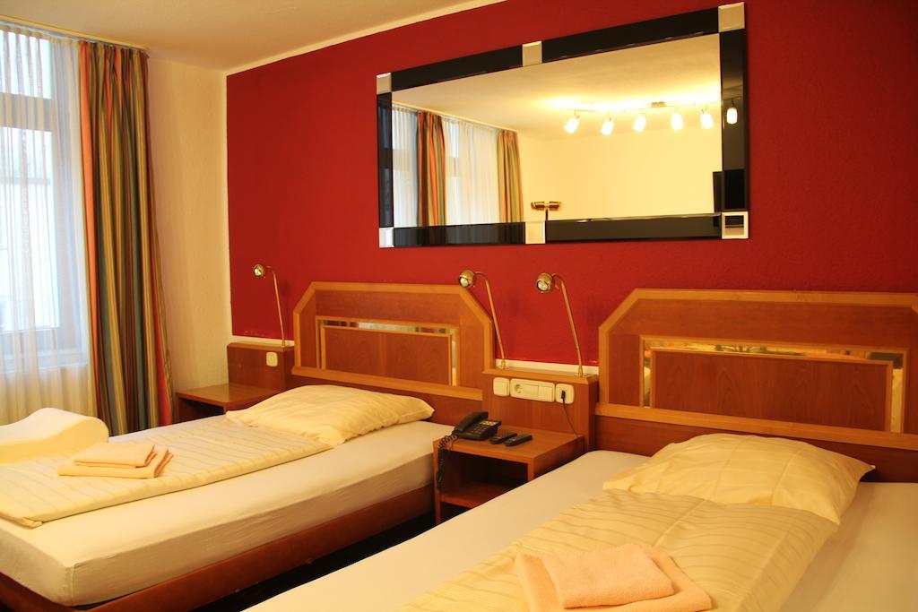 Wali'S Hotel Bielefeld Camera foto