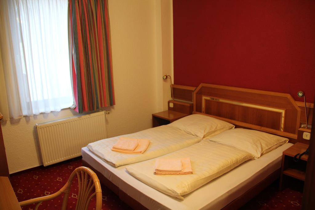 Wali'S Hotel Bielefeld Camera foto